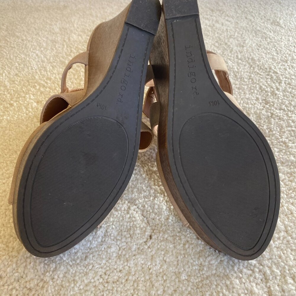 INDIGO RD. tan suede strappy platform sandals, 4" wedge, sz 10 - Picture 6 of 9